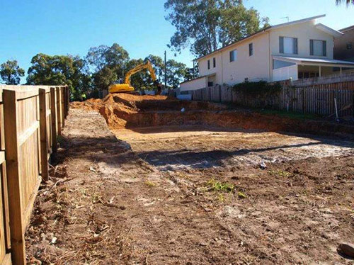 Gold Coast house pad excavation which required stepping at different elevations